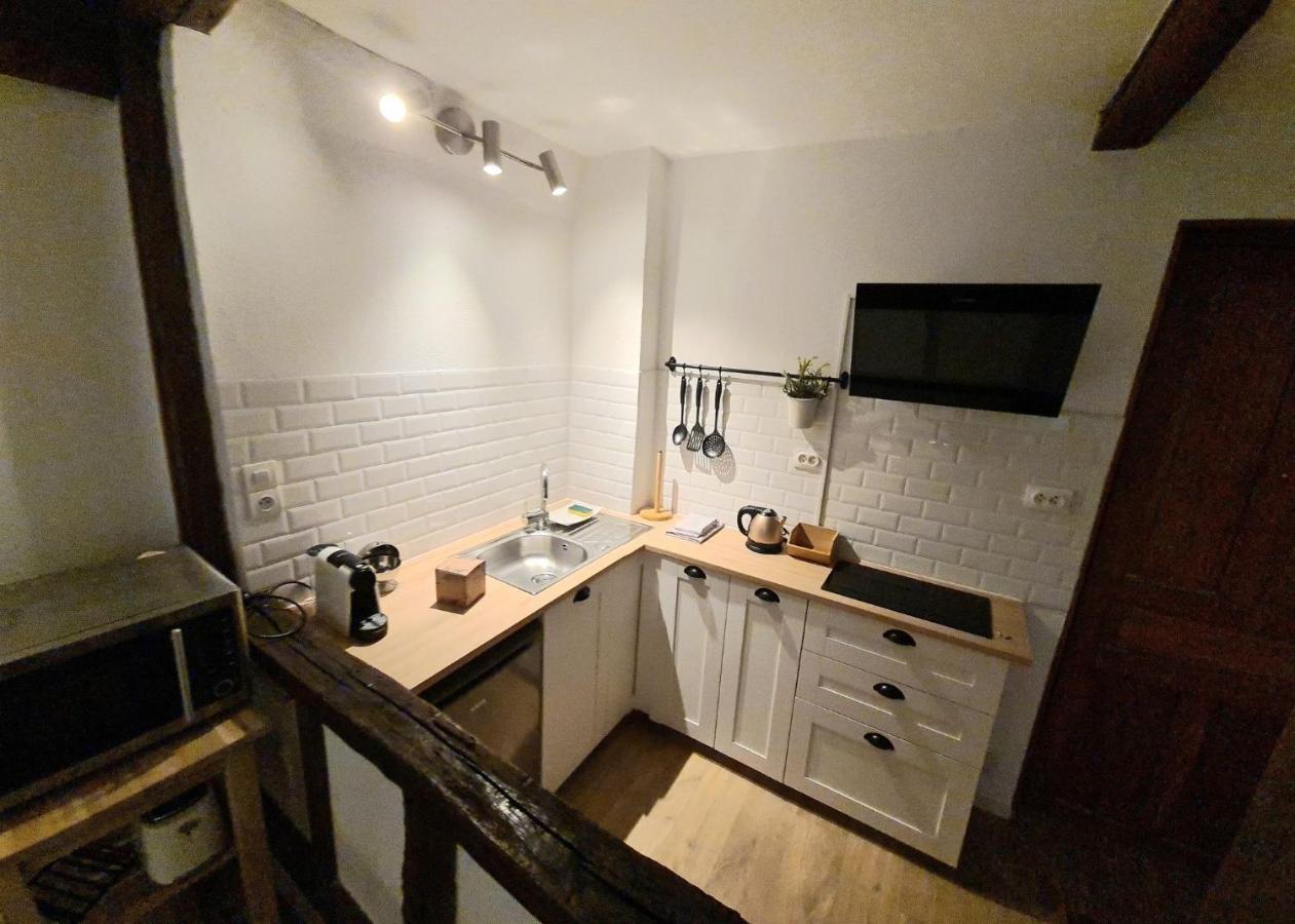 Chez Saint Frobert - Hyper Centre - Bouchon Apartment ทรัวส์ ภายนอก รูปภาพ