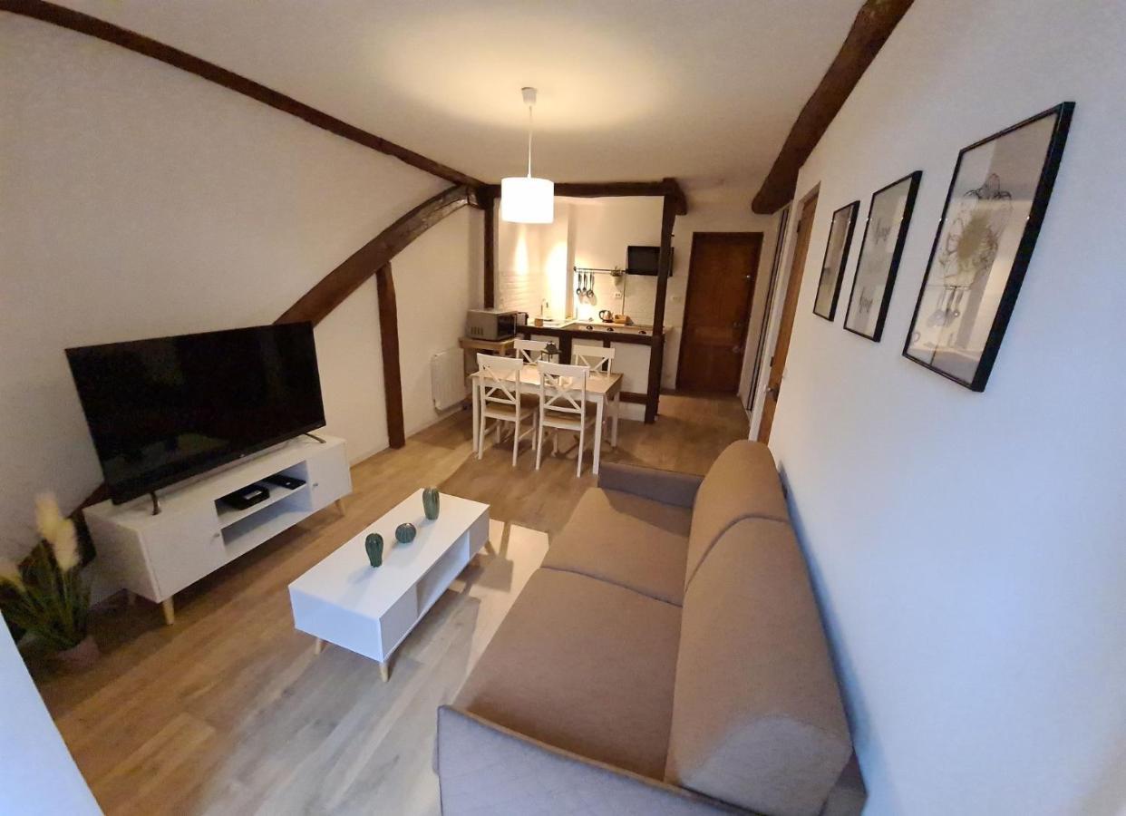 Chez Saint Frobert - Hyper Centre - Bouchon Apartment ทรัวส์ ภายนอก รูปภาพ